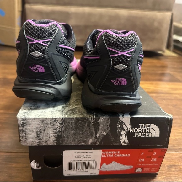 The North Face Ultra Cardiac Running Shoes Women's Size 7 TNFBLK Black /SWTVIOLT - Picture 4 of 13
